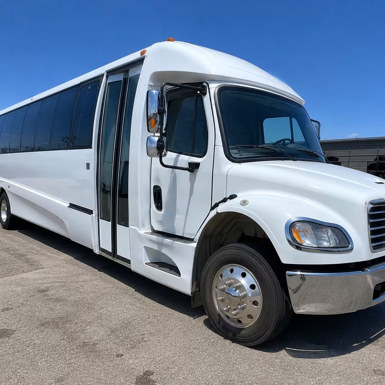 salinas airport transfer shuttle bus services
